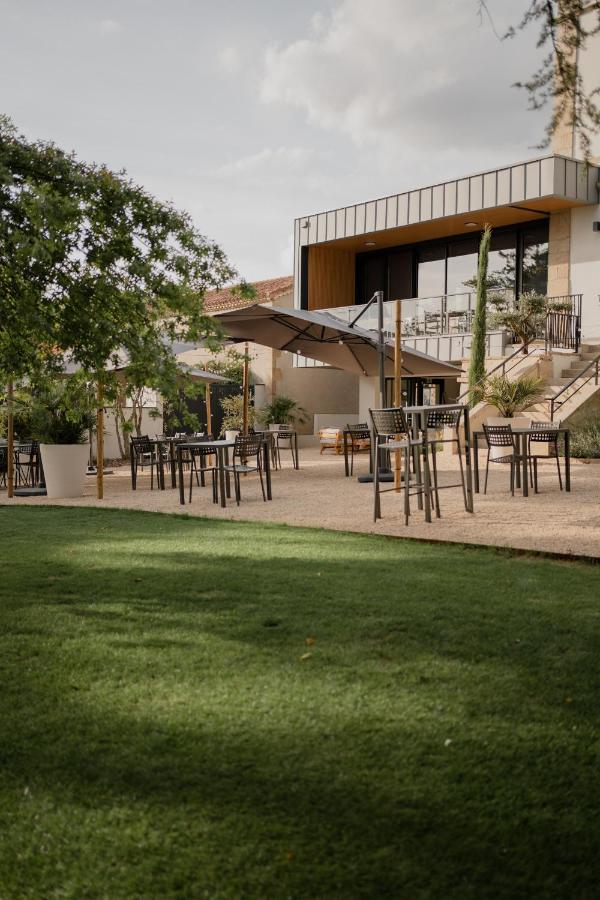 Hotel-Restaurant Villa Metis Les Herbiers Exterior photo